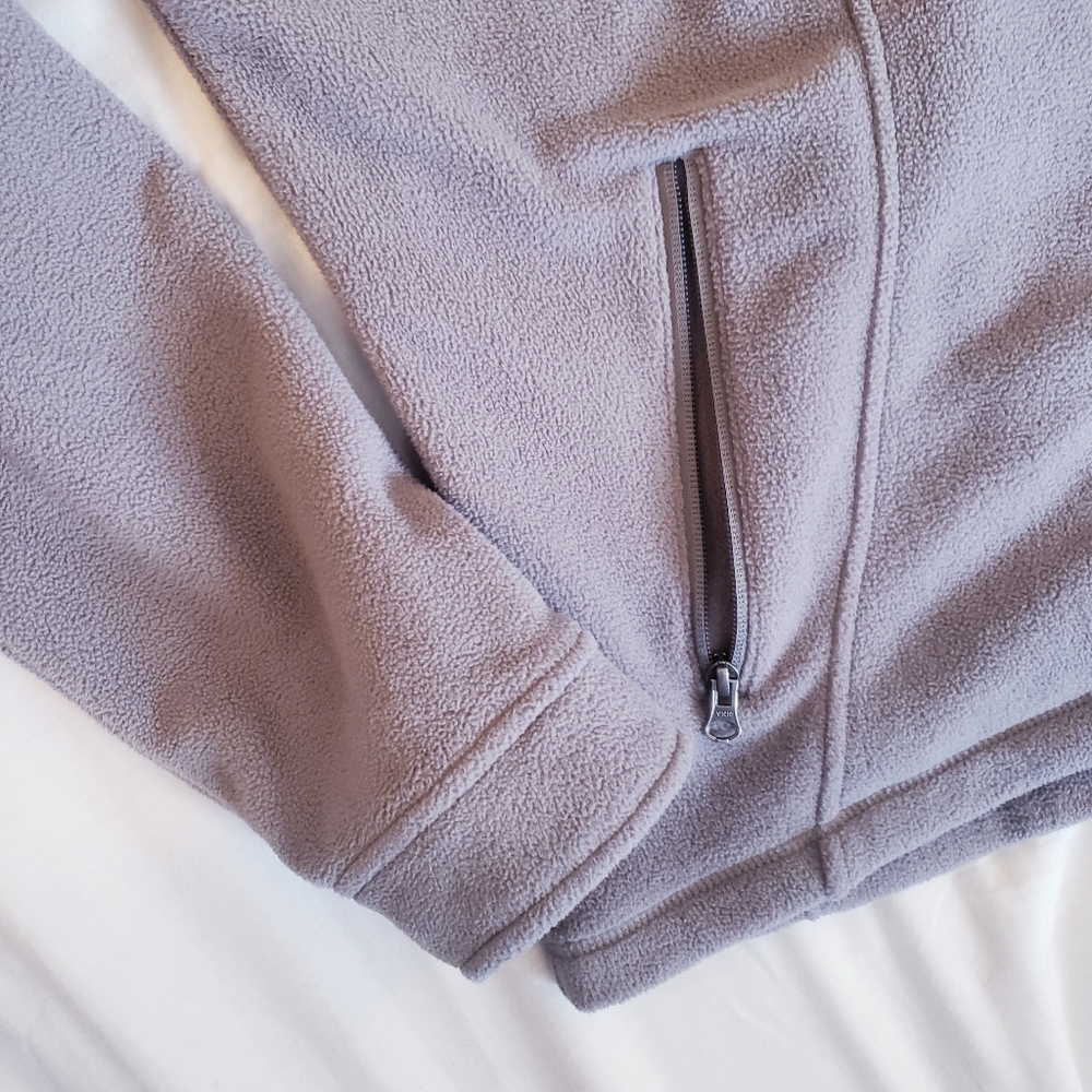 Women's XL Cabela's Fleece Zip-up - Picture 3 of 6